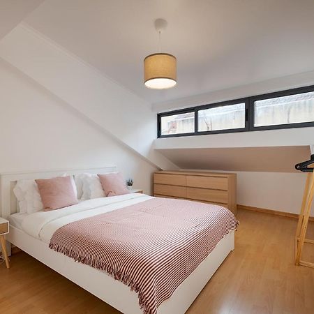 Central Gem IV - Lisbon Trendy Santos District With Dedicated Workspace Extérieur photo