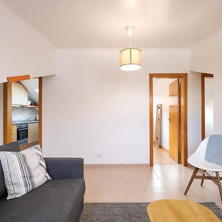 Central Gem IV - Lisbon Trendy Santos District With Dedicated Workspace Extérieur photo