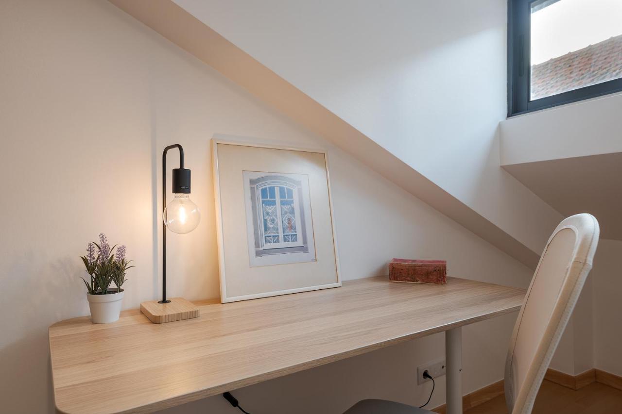 Central Gem IV - Lisbon Trendy Santos District With Dedicated Workspace Extérieur photo