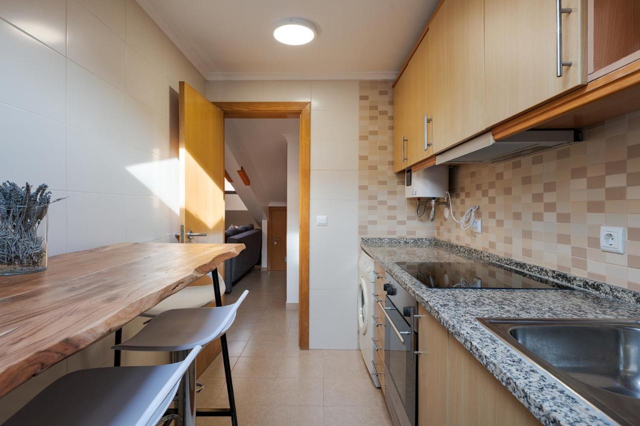 Central Gem IV - Lisbon Trendy Santos District With Dedicated Workspace Extérieur photo