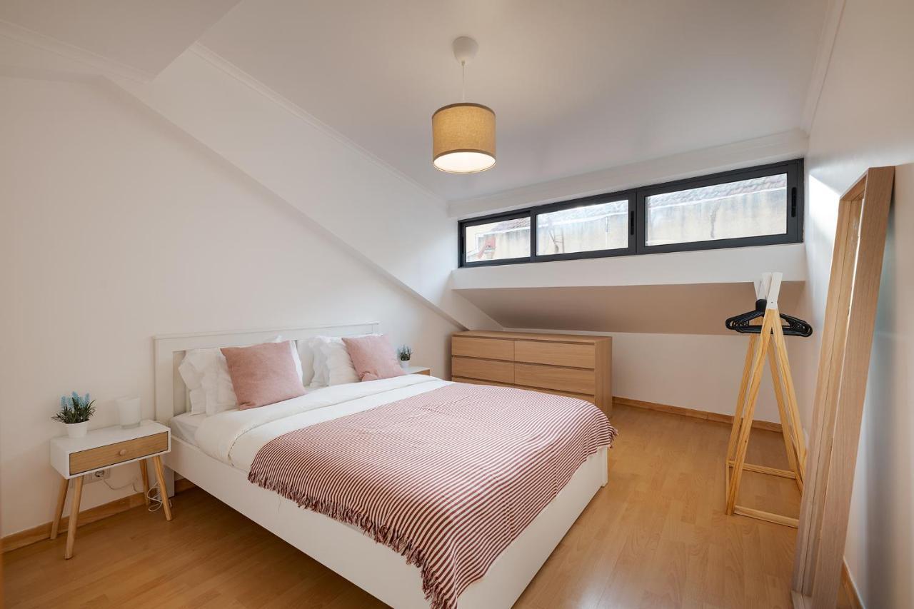 Central Gem IV - Lisbon Trendy Santos District With Dedicated Workspace Extérieur photo