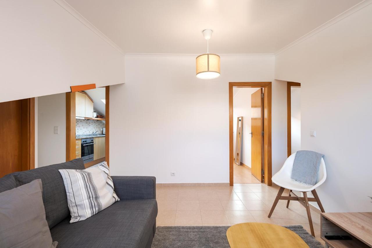 Central Gem IV - Lisbon Trendy Santos District With Dedicated Workspace Extérieur photo