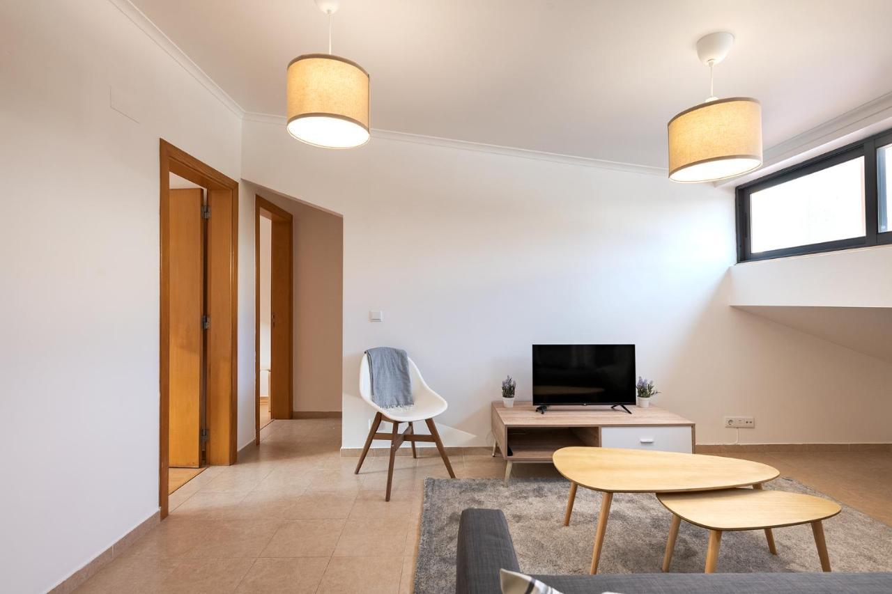 Central Gem IV - Lisbon Trendy Santos District With Dedicated Workspace Extérieur photo
